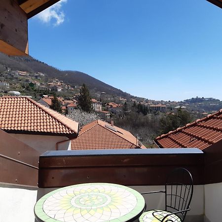 לינה וארוחת בוקר אג'רולה Raggio Di Sole מראה חיצוני תמונה